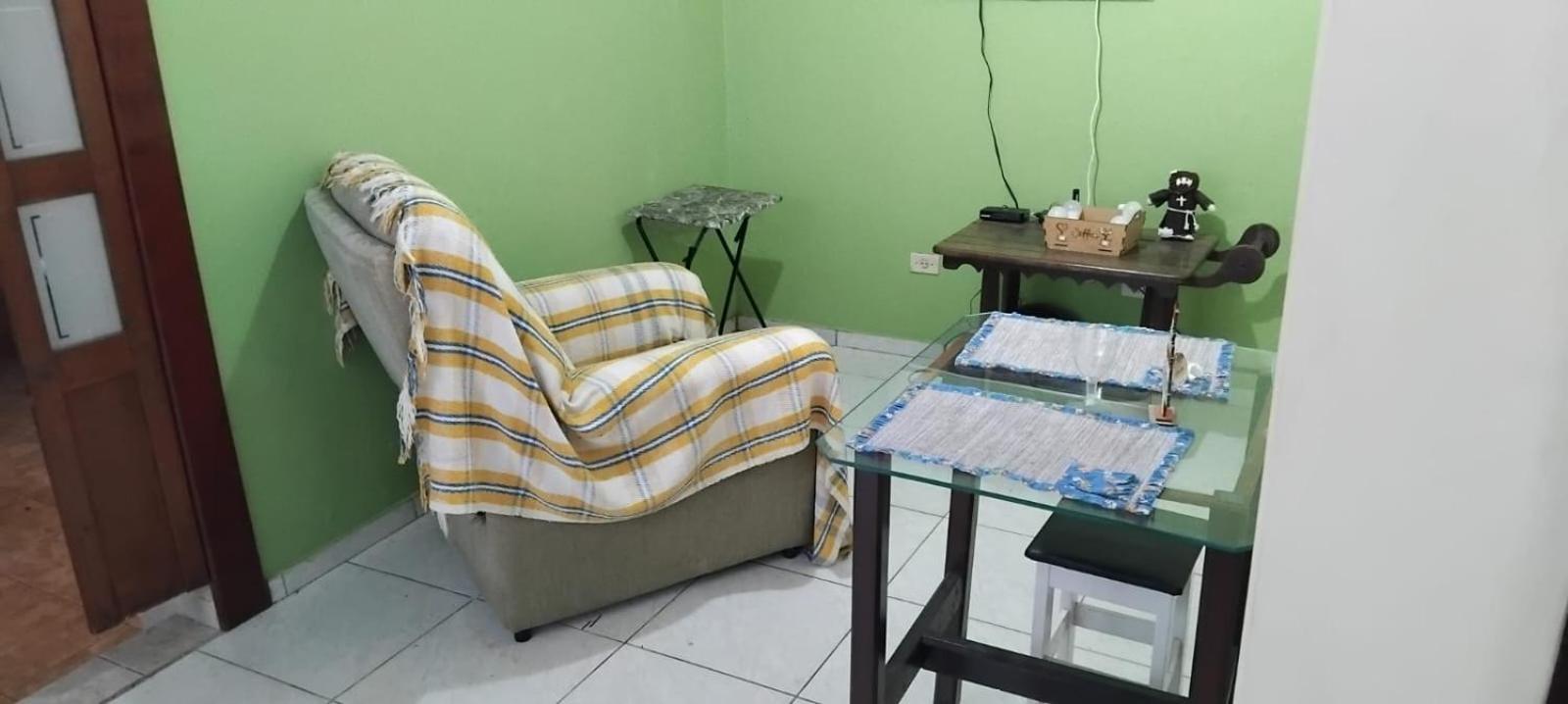 Casa Aconchegante Em Curitiba Hotell Eksteriør bilde