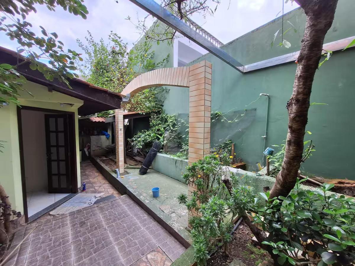 Casa Aconchegante Em Curitiba Hotell Eksteriør bilde